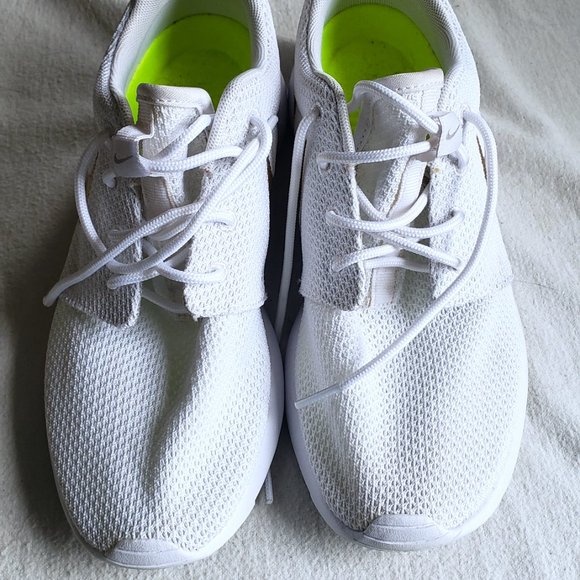 White Gold Nike Sneakers. - Picture 4 of 8